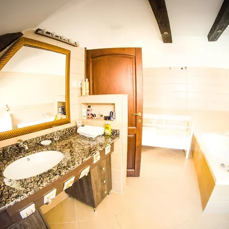 The Attic Apartment